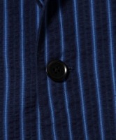 color:Navy
